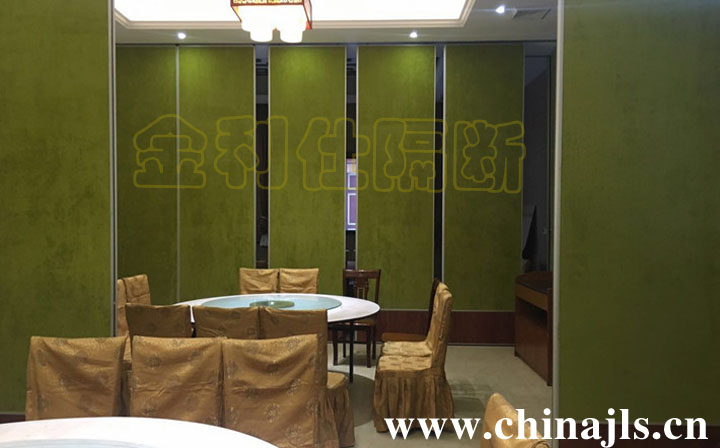 百姓人家活動(dòng)隔斷